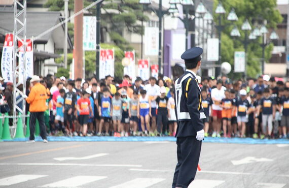別府市で整備員を正社員として募集 | 別府市の警備なら株式会社エースセキュリティサービス